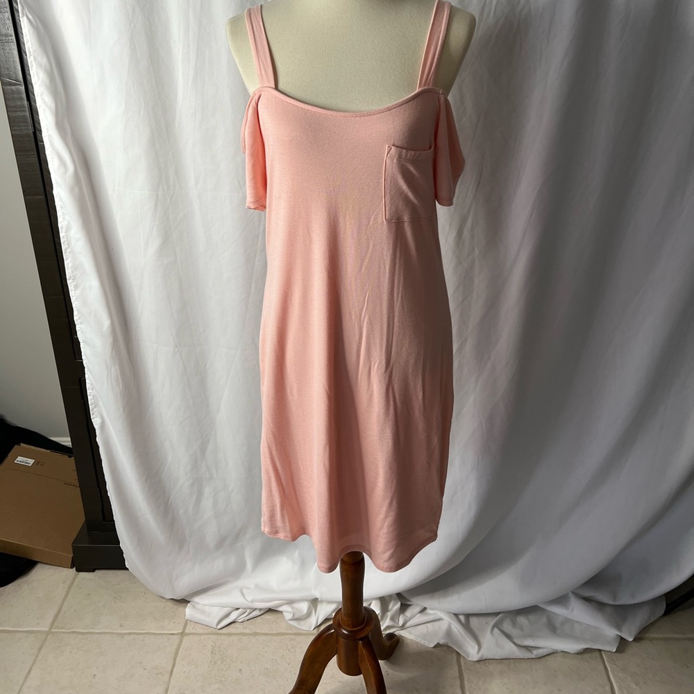 Venus Cold Shoulder Pocket Pink T-shirt Short Sleeve Dress - Medium